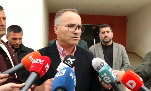 Nënkryetari i Komunës për tragjedinë në Malishevë  Dyshohet se vdekja e babait dhe fëmijëve erdhi si pasojë e asfiksisë
