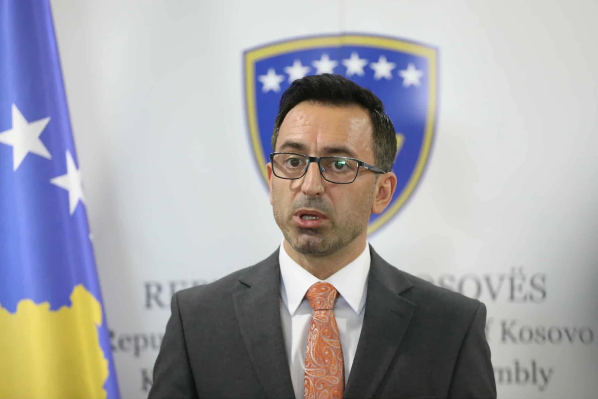 Basha  Deklarata e Pavarësisë nuk është hedhur  po pritet të vendoset në objektin e ri të ministrisë