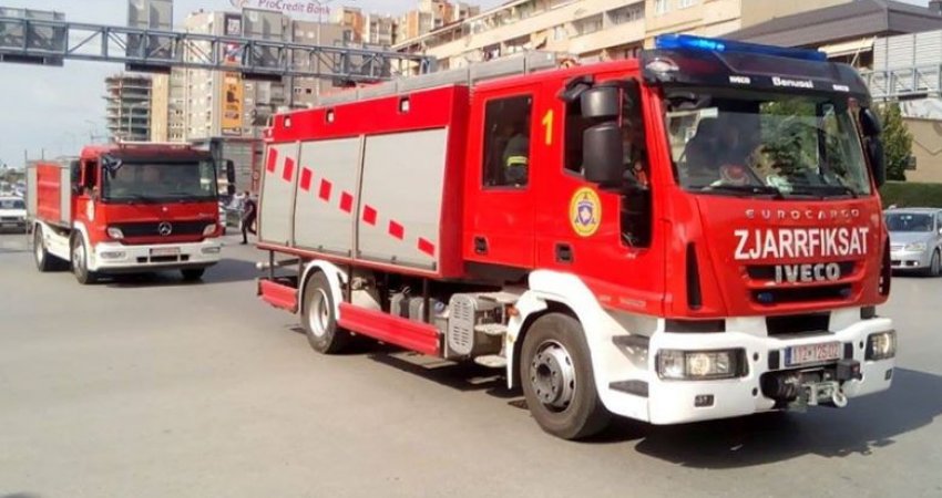 Digjet një banesë në Prishtinë