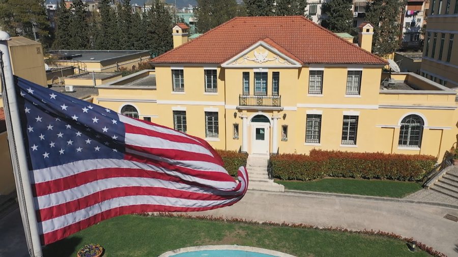 Ambasada e SHBA së në Tiranë paralajmëron qytetarët amerikanë për protestën e PD së  Situata mund të ndryshojë shpejt
