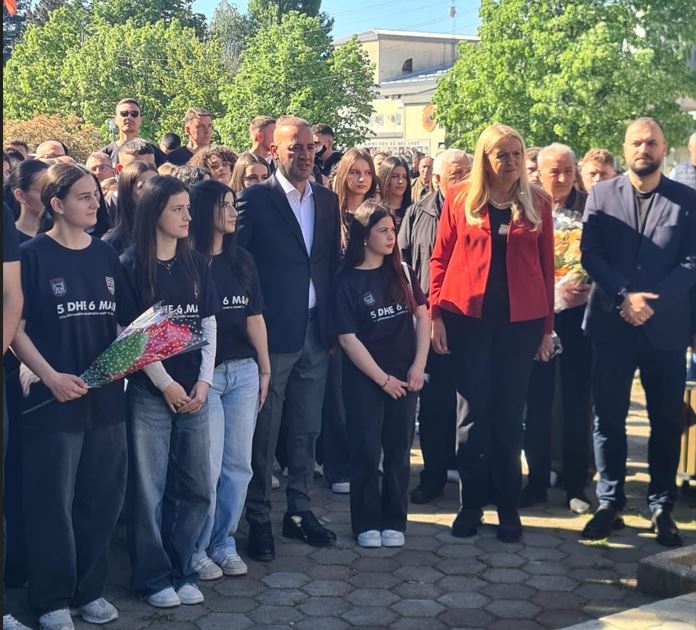 Daut Haradinaj  Deçani simbol i qëndresës  Dita e Dëshmorëve kujtesë e sakrificës për liri