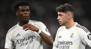 Real Madridi gjobit Valverden dhe Tchouaménin pas përplasjes në zhveshtore