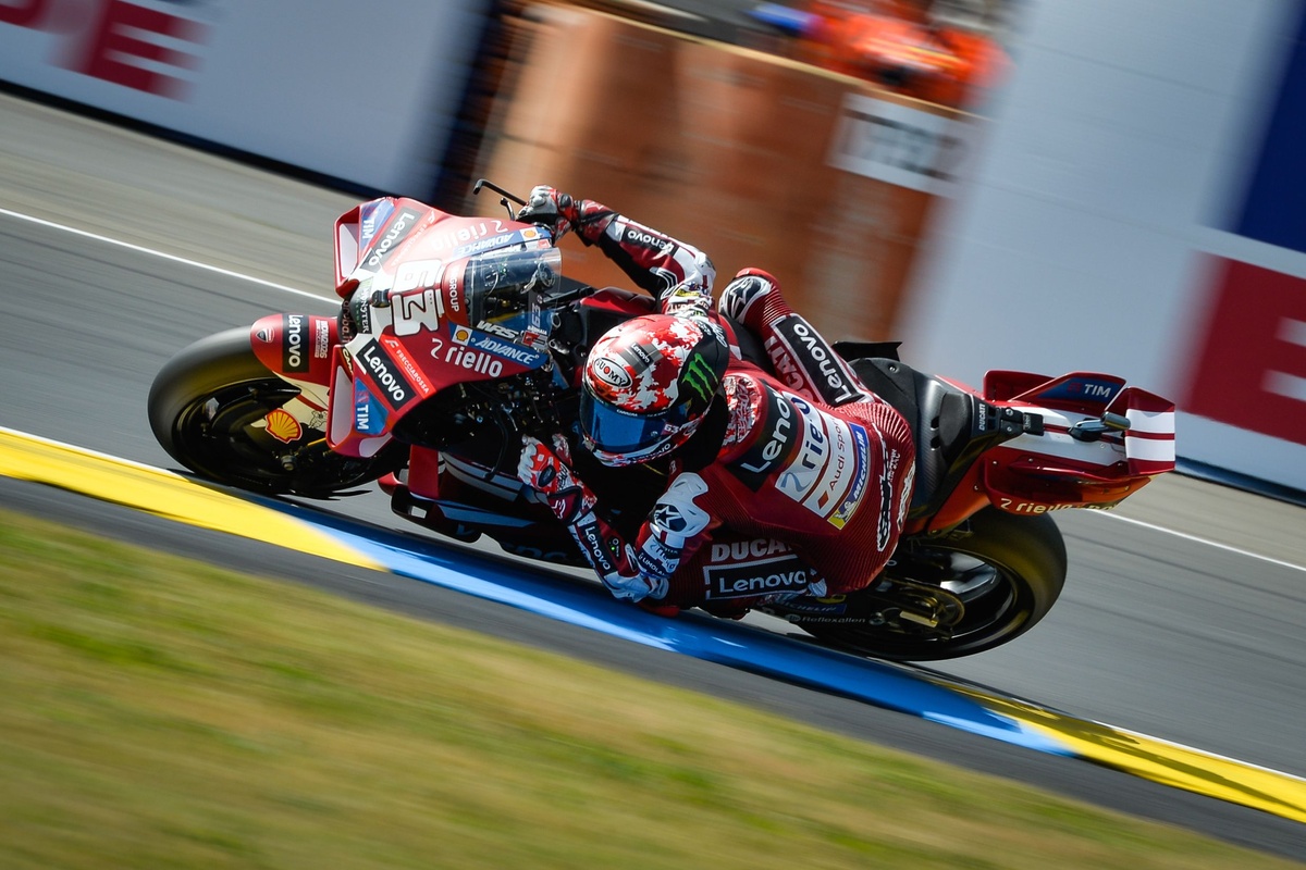 Francesco Bagnaia siguron  pole position  në Le Mans  Ducati dominon kualifikueset