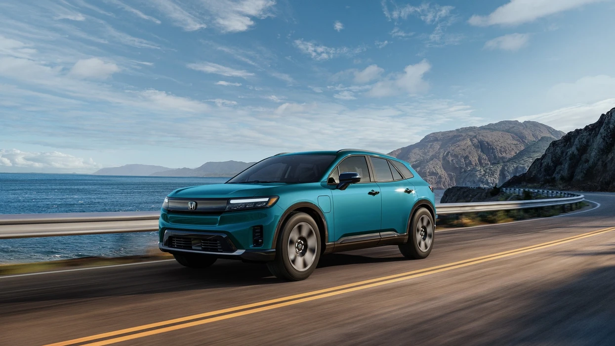 honda-terheq-gati-60-mije-suv-per-shkak-te-problemeve-me-kameren-e-pasme