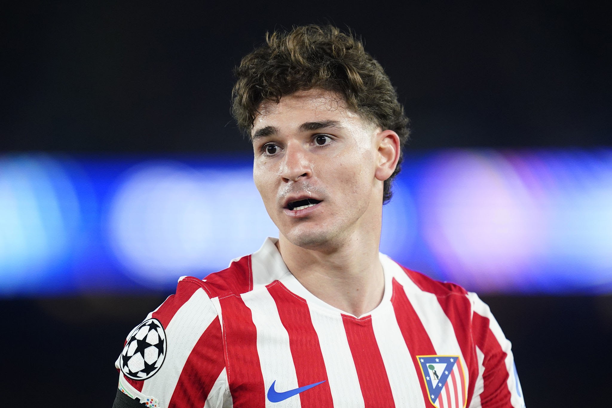Barcelona interesohet për Julian Alvarez Transferimi duket i vështirë nga ana financiare