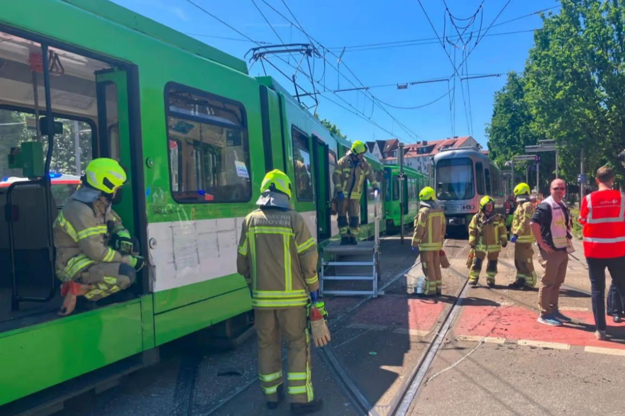 Aksident në Gjermani  Përplasen dy tramvaje në Hanover  plagosen 12 persona