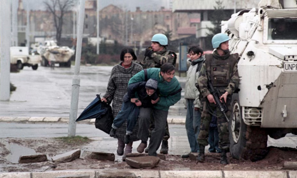 Sarajeva përkujton fëmijët e vrarë gjatë rrethimit 1992 1995