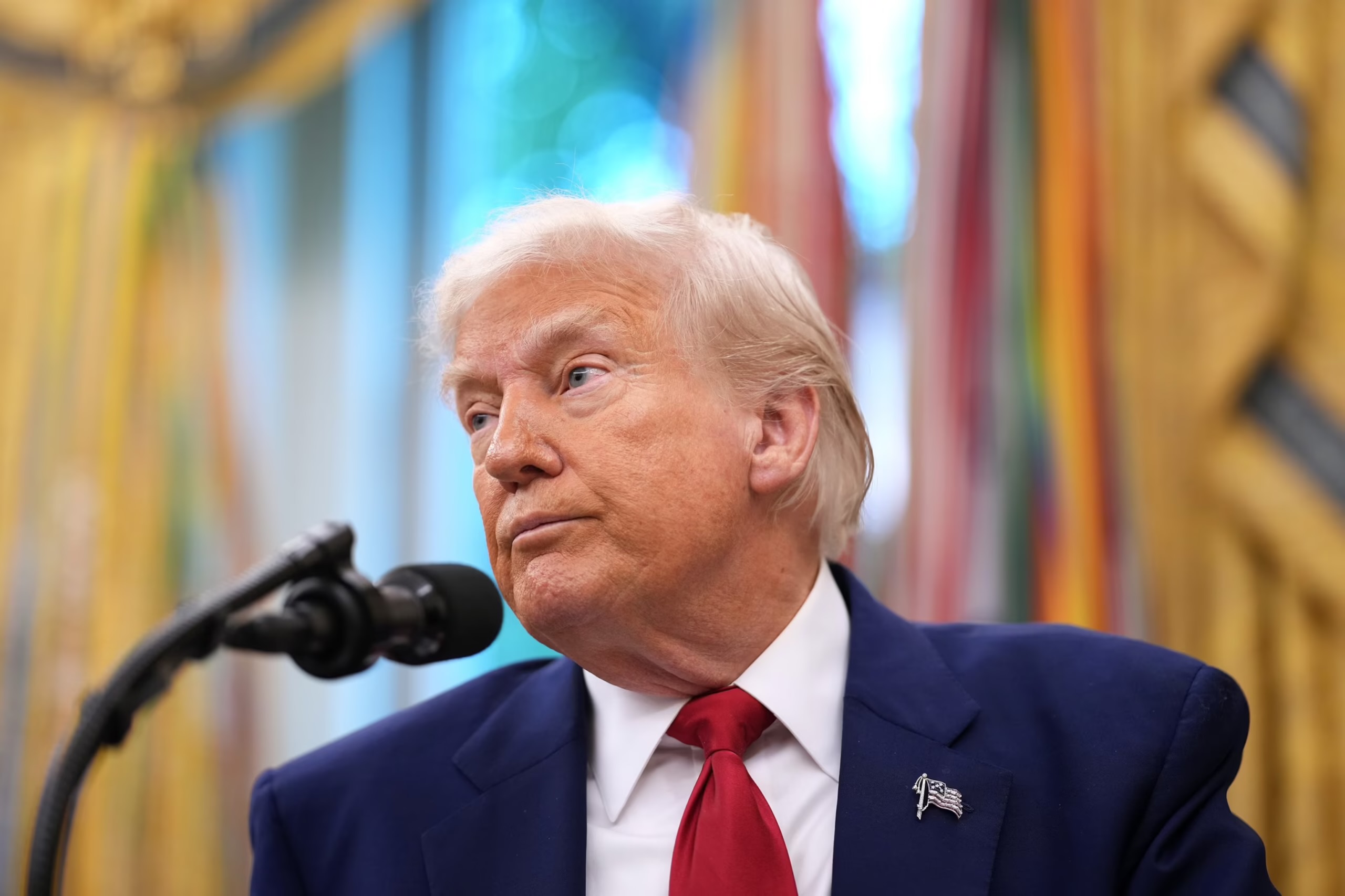 Dhoma e Përfaqësuesve miraton rezolutën për kufizimin e veprimeve ushtarake të Trumpit ndaj Iranit