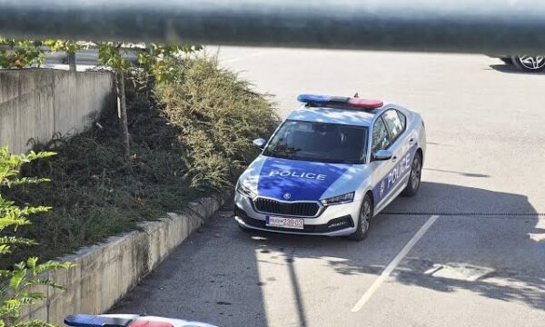Mitrovicasin e sulmojnë tre persona dhe ia grabisin paratë  Policia e arreston një person  e liron pas intervistimit