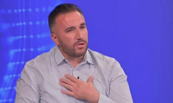 Mustafë Kadriaj i kërkon falje publikut pas sulmit ndaj Nexhmedin Spahiut në studio  Reagimi im ishte në afekt
