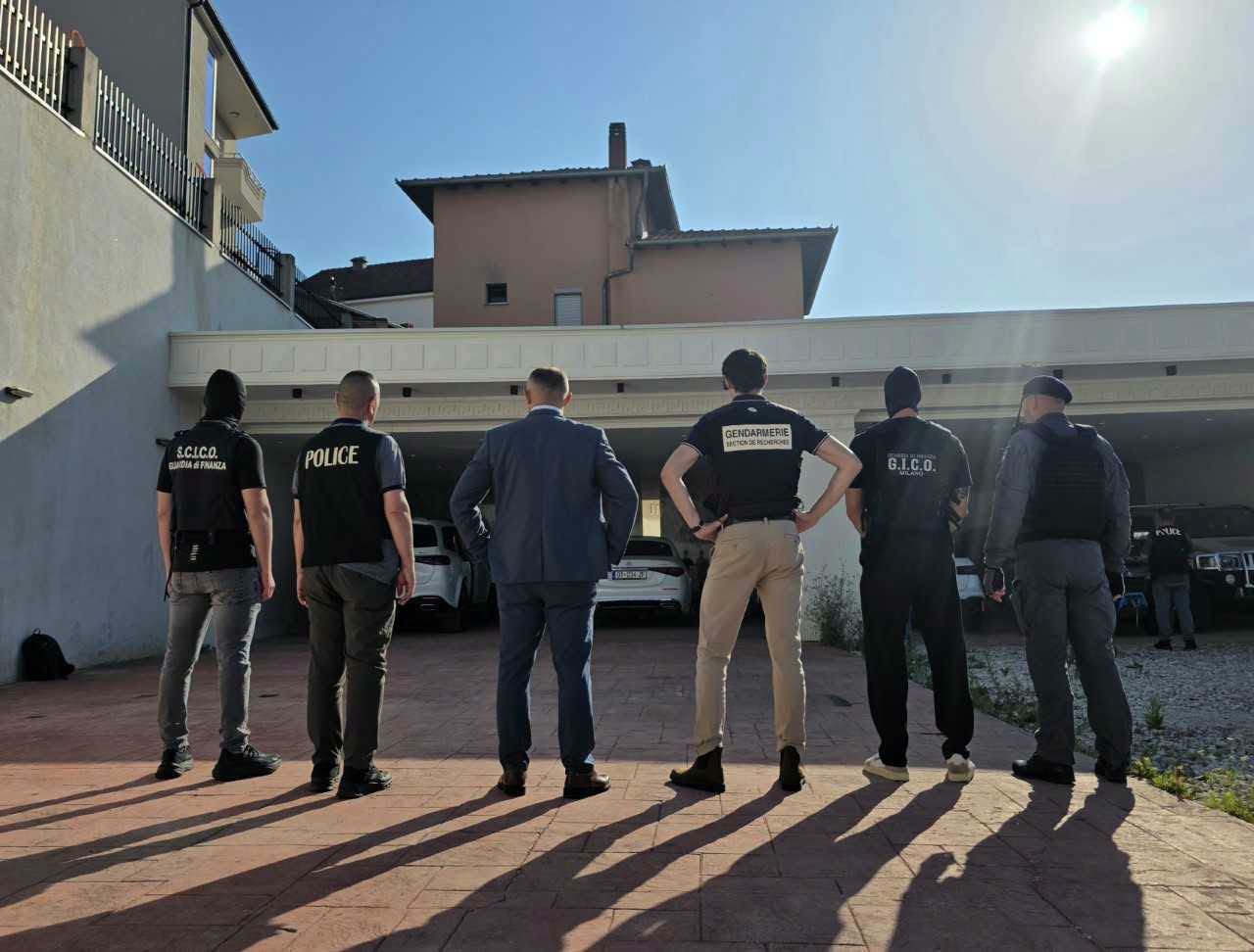 Goditet rrjeti ndërkombëtar i drogës dhe pastrimit të parave   sekuestrohen 1 milion euro asete në Kosovë