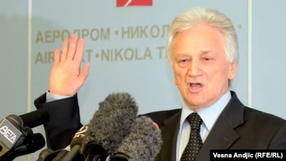 Ish komandanti i Ushtrisë së Jugosllavisë  Momçillo Perishiq  lirohet nga burgu