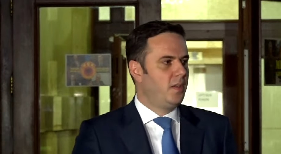 Abdixhiku  U dakorduam të vazhdojmë komunikimin për të shmangur zgjedhjet