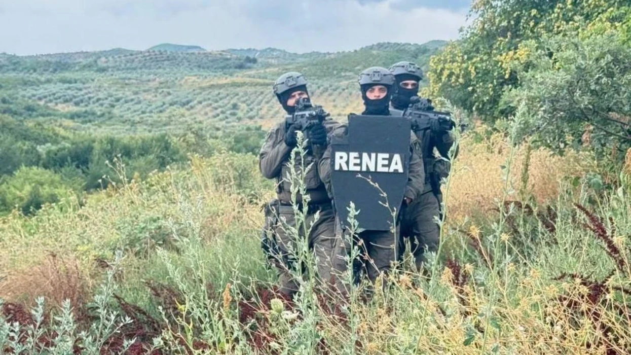 Pas orësh negociatash me RENEA n  35 vjeçari qëllon veten në automjet