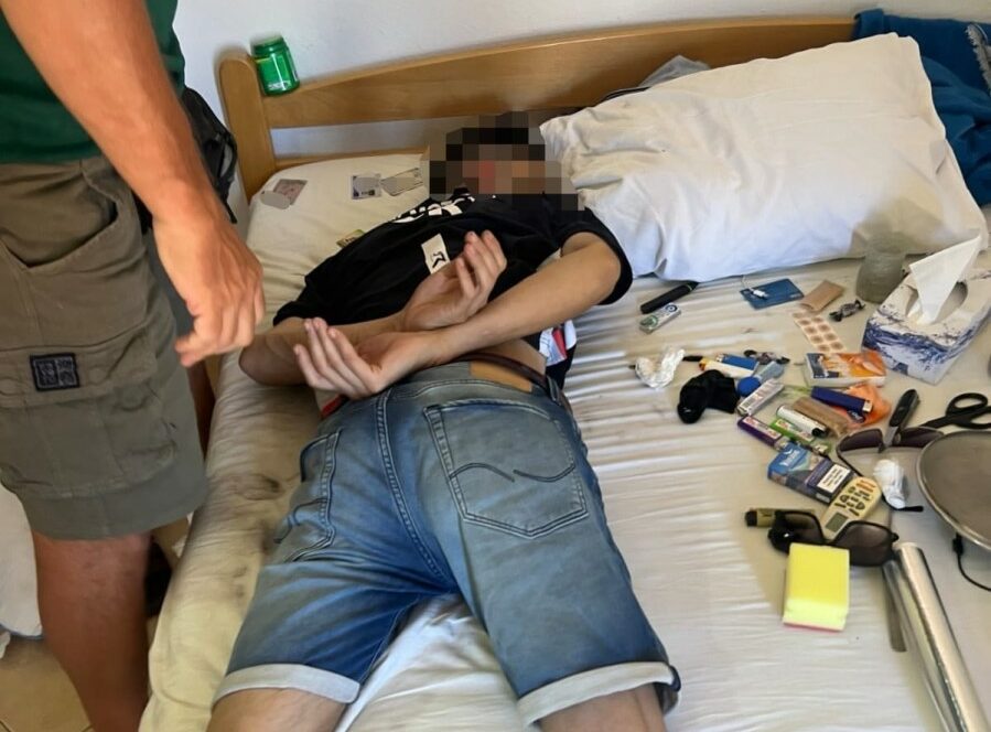 Arrestohet 47 vjeçari me shtetësi kosovare në Ulqin   dyshohet për hajni  sekuestrohet edhe heroinë