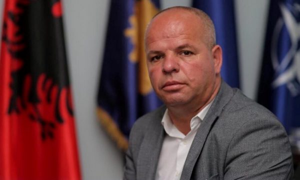 Smajl Latifi reagon me një video  Pse qeveria s po na i kompenson dëmet 