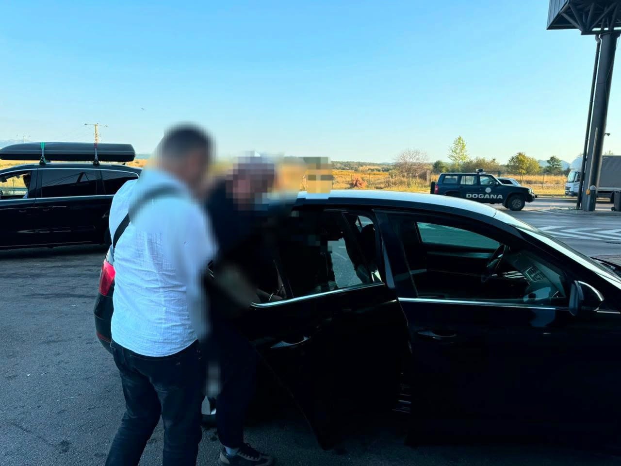 Fehim Sali  raportohet të jetë i arrestuari që dyshohet se spiunonte për BIA n