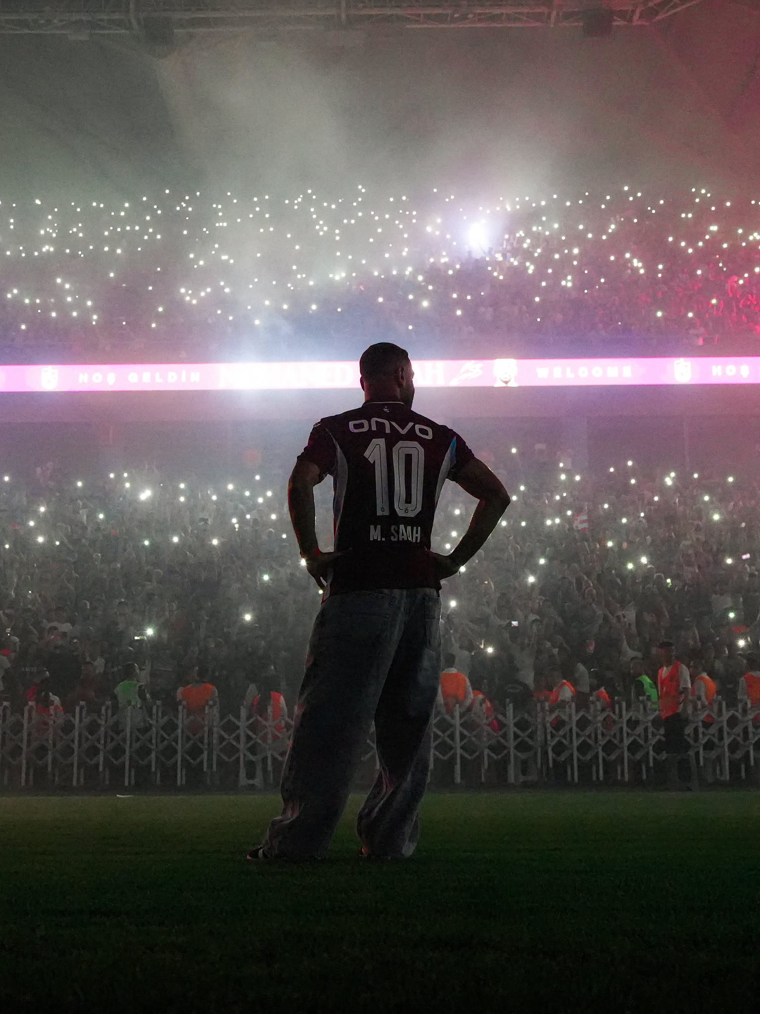 Spektakël në Trabzon  Mohamed Salah prezantohet par 41 mijë tifozëve