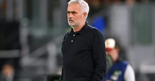 Jose Mourinho para El Clasicos  Barcelona është më e kompletuar  Reali ende në ndërtim