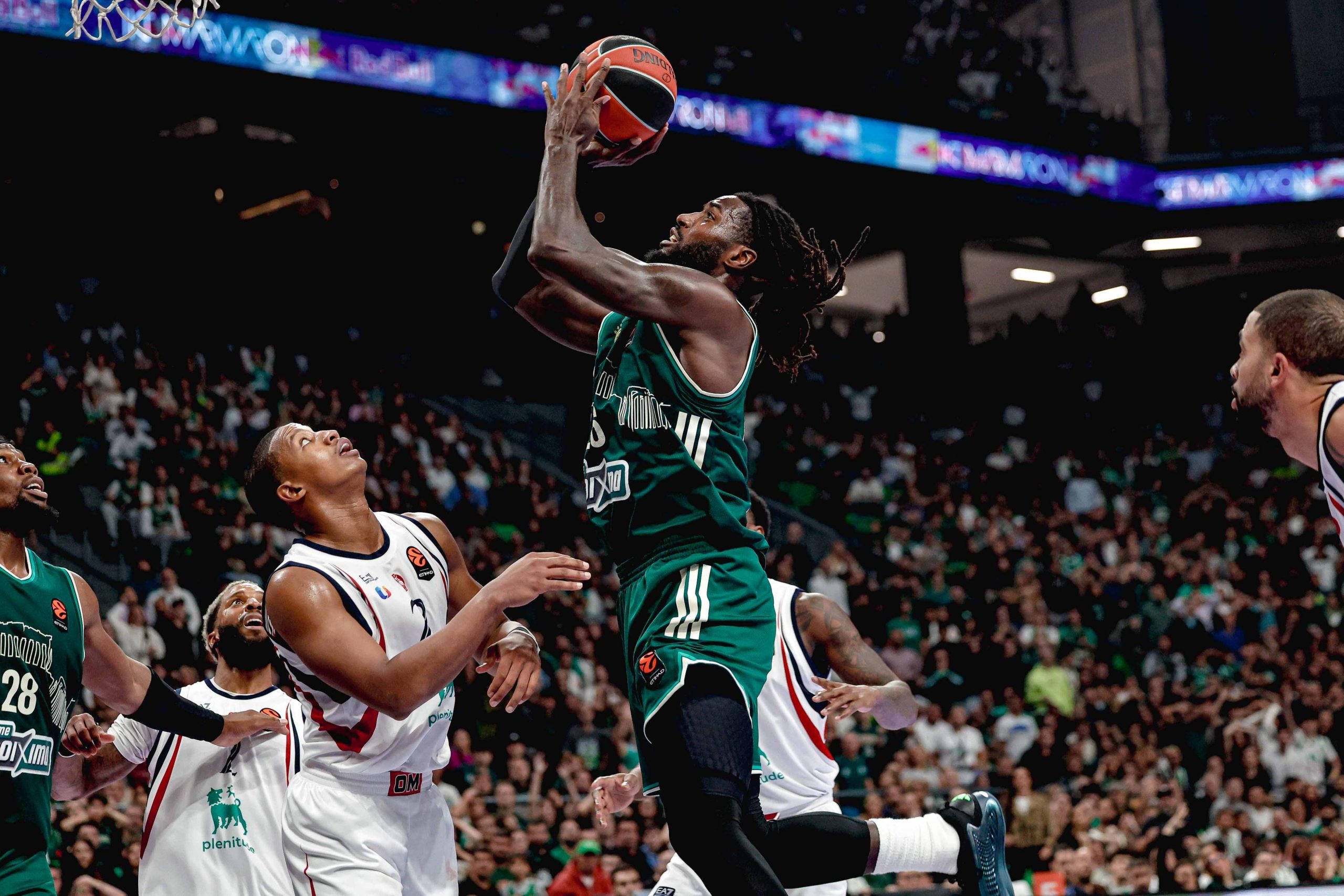Panathinaikos merr kreun e EuroLeague  Valencia vazhdon befasitë