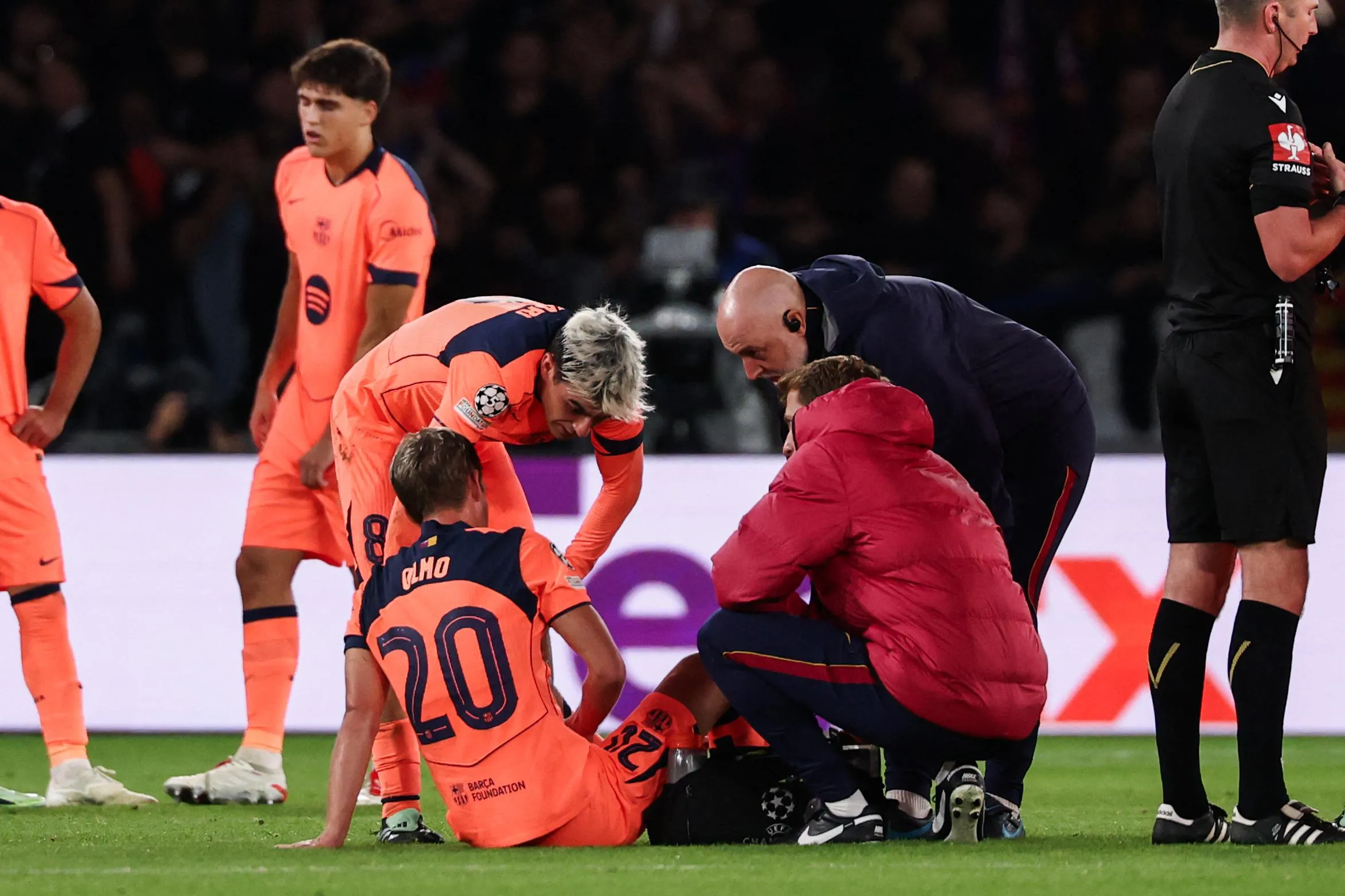Alarm te Barcelona  Dani Olmo rrezikon të mungojë në El Clasico