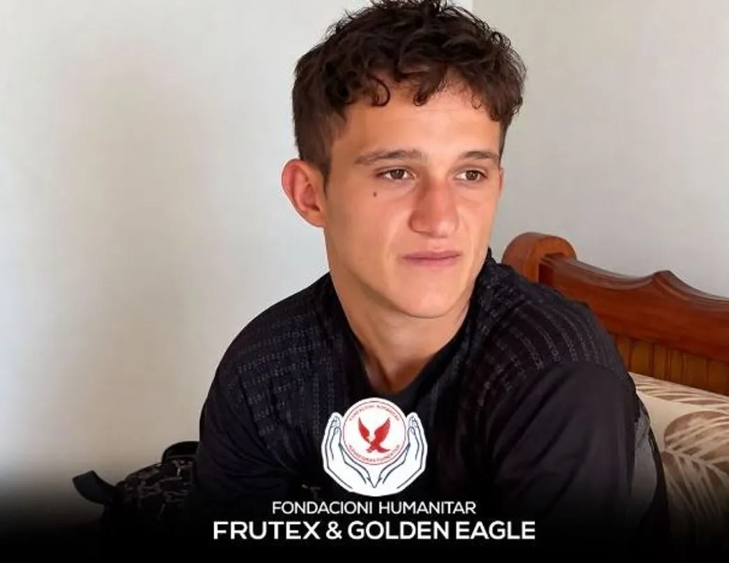 Fondacioni Frutex   Golden Eagle ia zgjatë dorën protestuesit 17 vjeçar