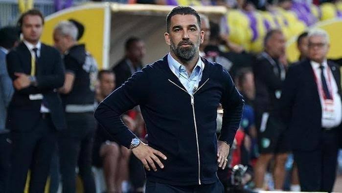 arda-turan-pritet-te-marre-drejtimin-e-kombetares-se-turqise